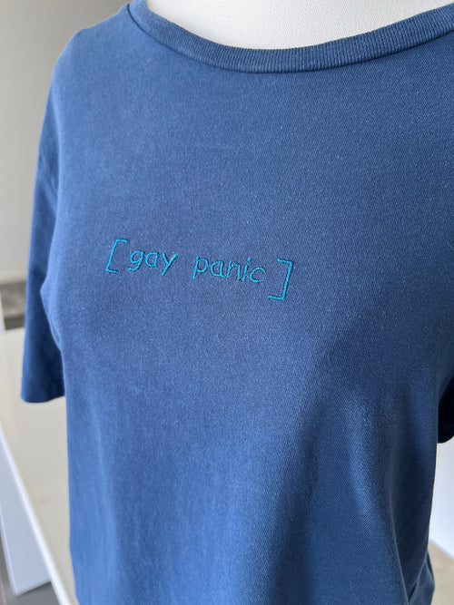 "gay panic" T-Shirt